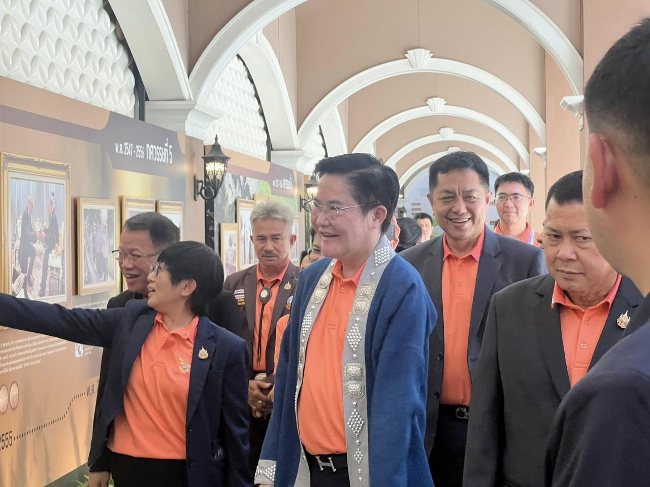 ภาพประกอบที่ 1