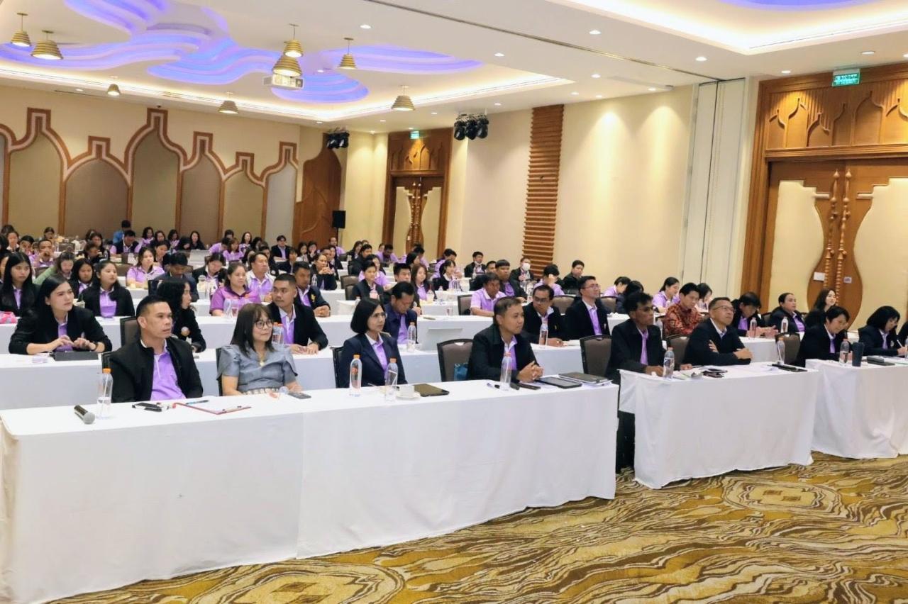 ภาพประกอบที่ 15