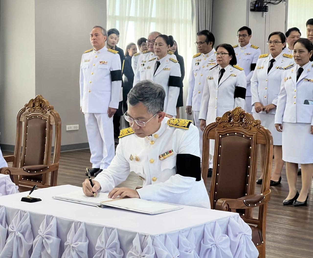 ภาพประกอบที่ 15