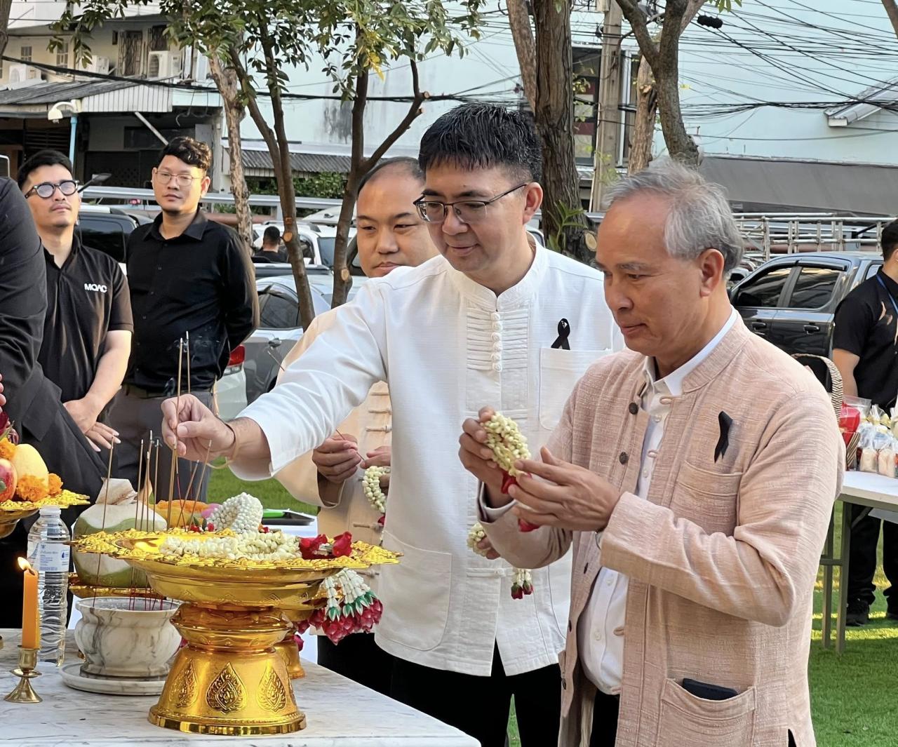 ภาพประกอบที่ 12