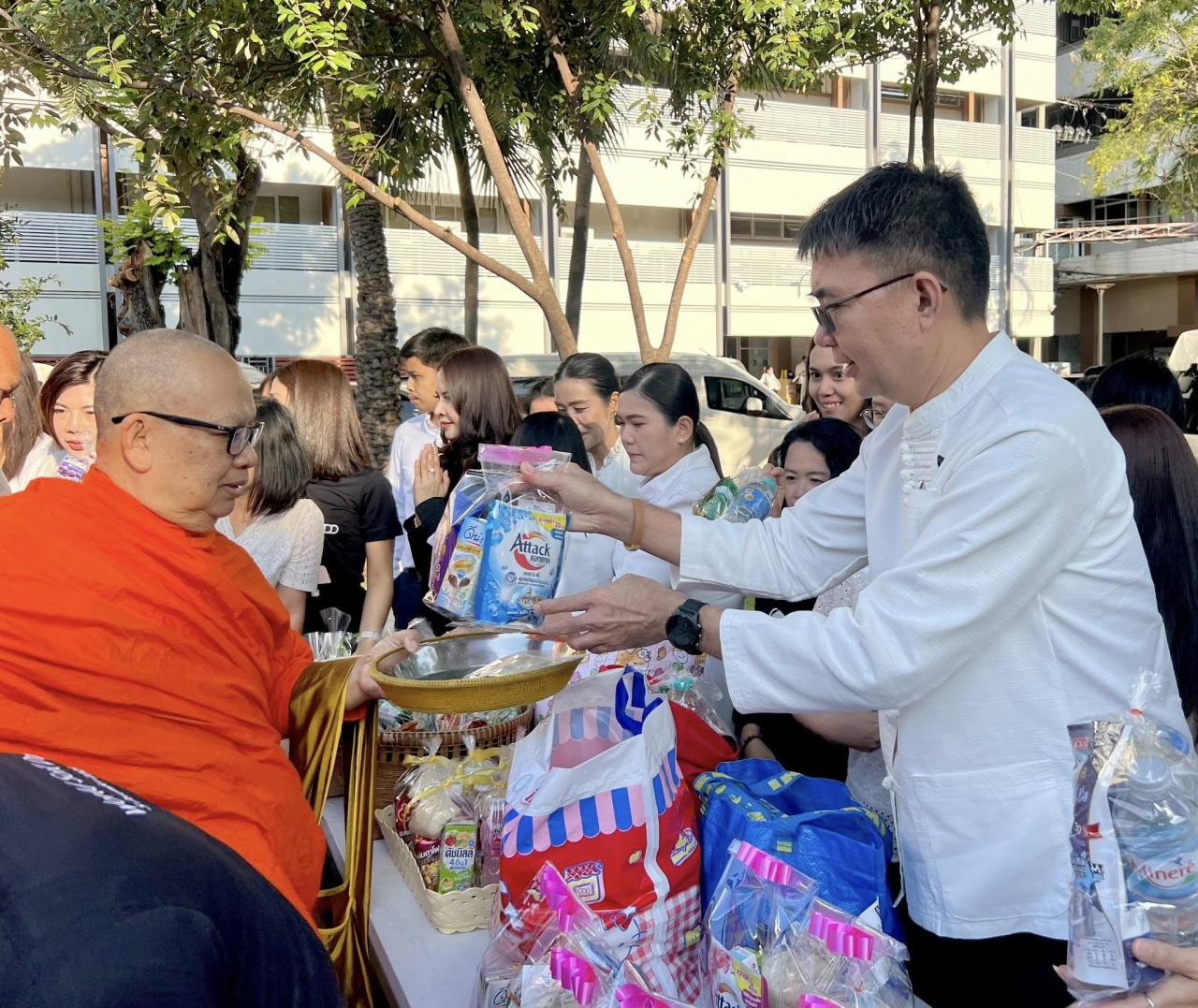 ภาพประกอบที่ 1