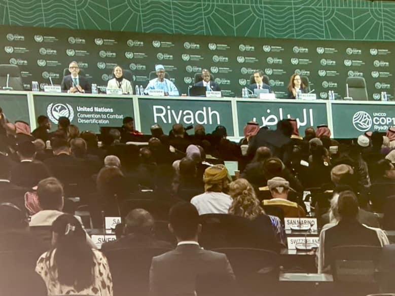 ภาพประกอบที่ 15