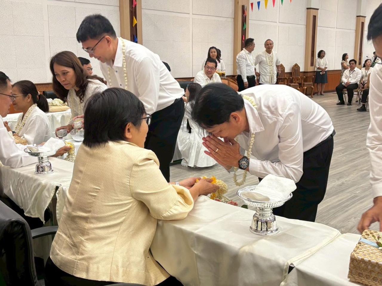 ภาพประกอบที่ 4