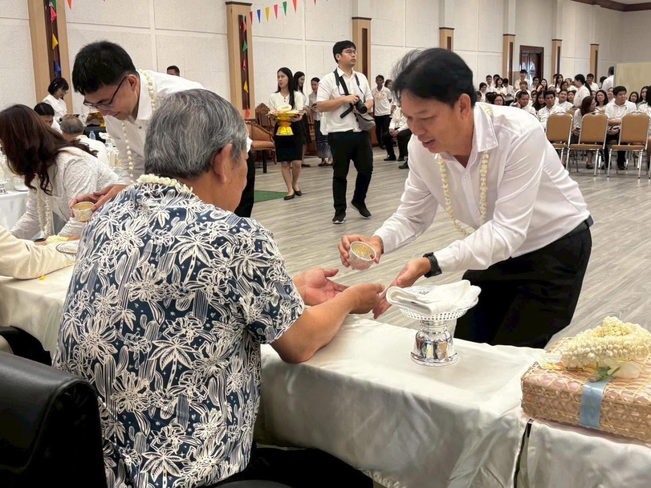 ภาพประกอบที่ 11
