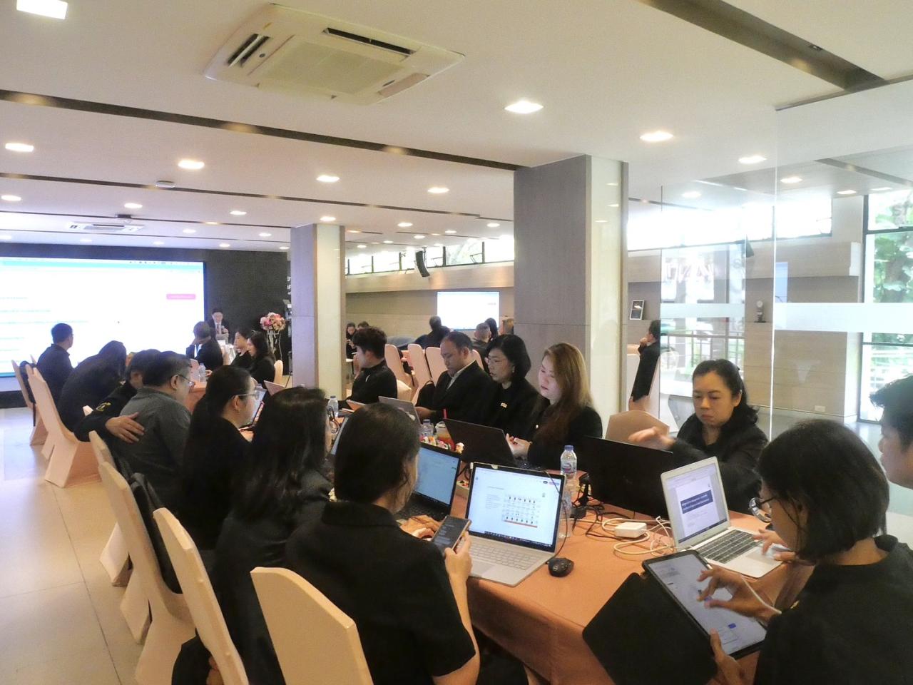 ภาพประกอบที่ 2