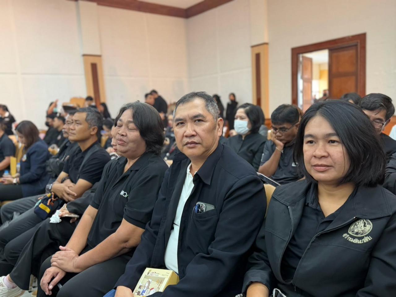 ภาพประกอบที่ 12
