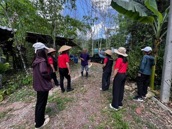 ภาพประกอบที่ 1