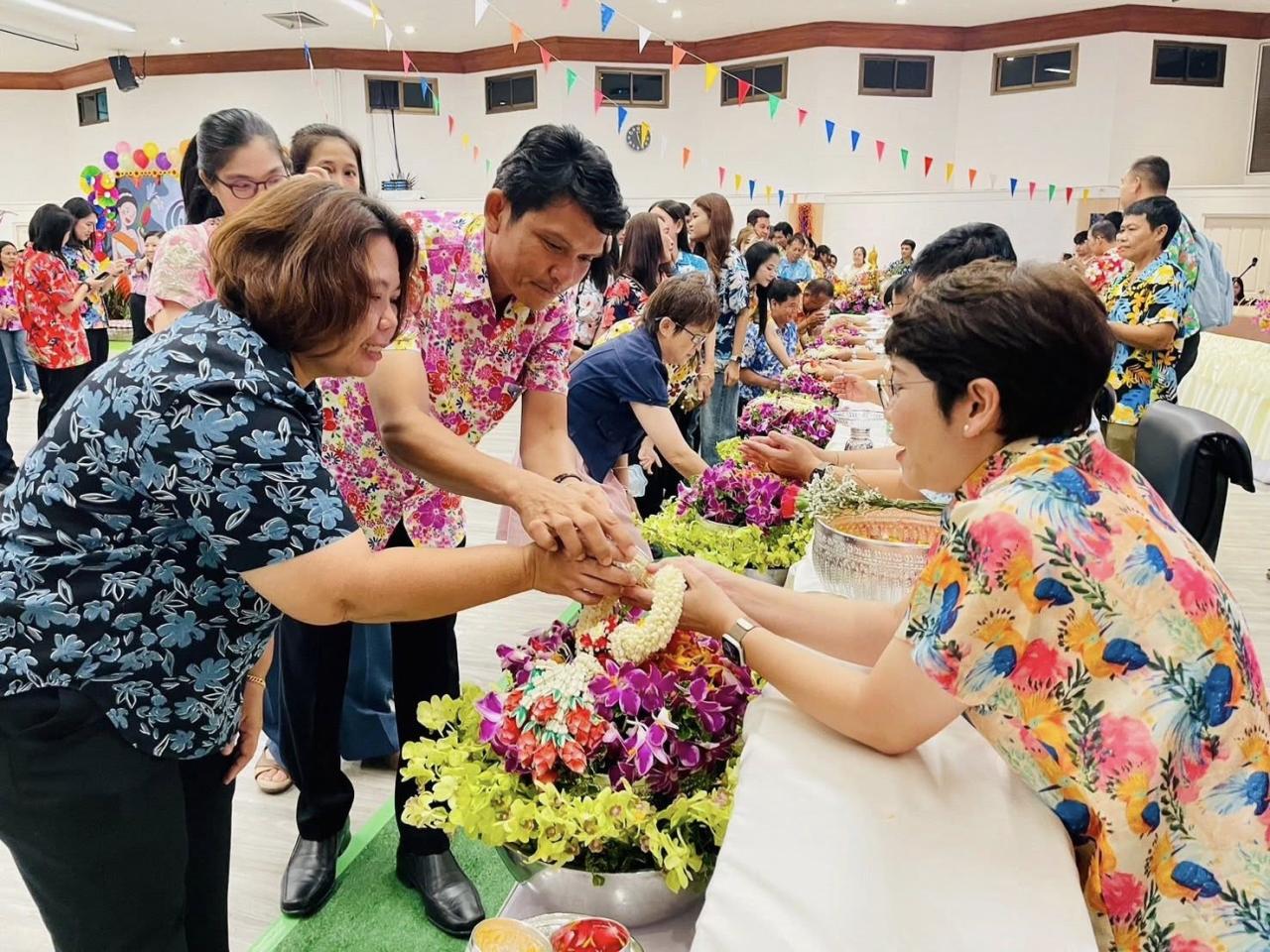 ภาพประกอบที่ 9