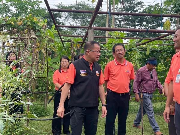 ภาพประกอบที่ 0