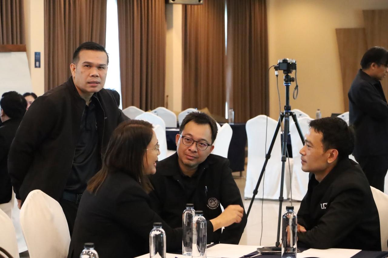 ภาพประกอบที่ 15