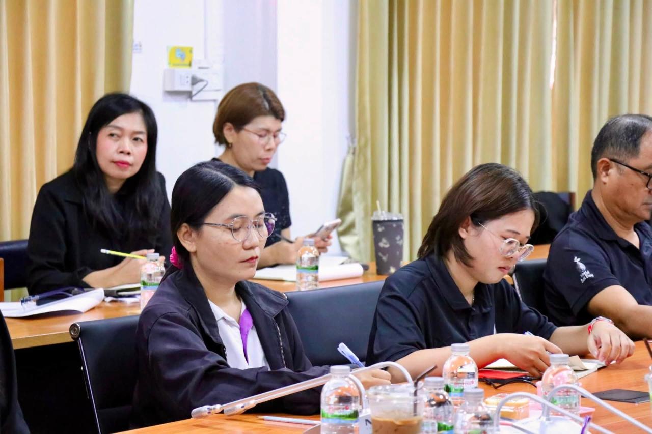 ภาพประกอบที่ 21
