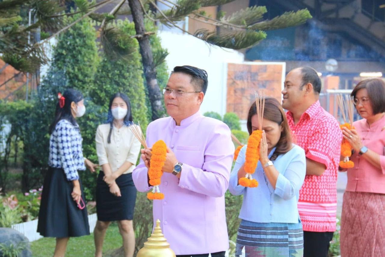 ภาพประกอบที่ 16