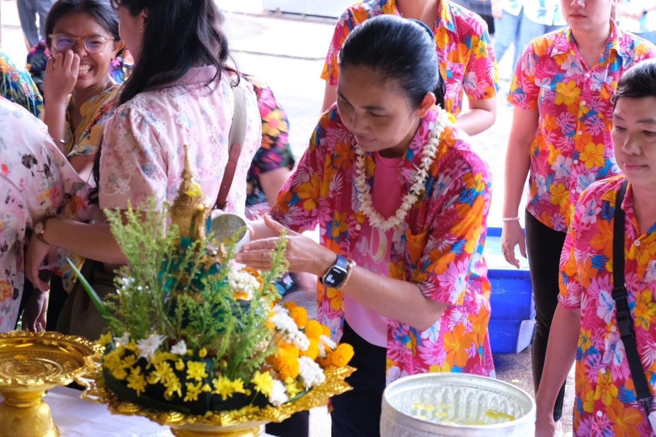 ภาพประกอบที่ 15