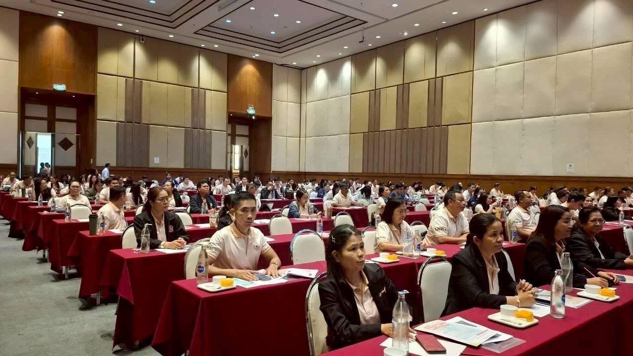 ภาพประกอบที่ 8