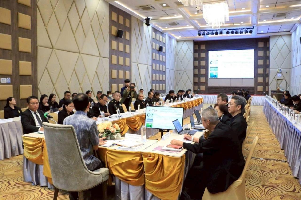 ภาพประกอบที่ 15