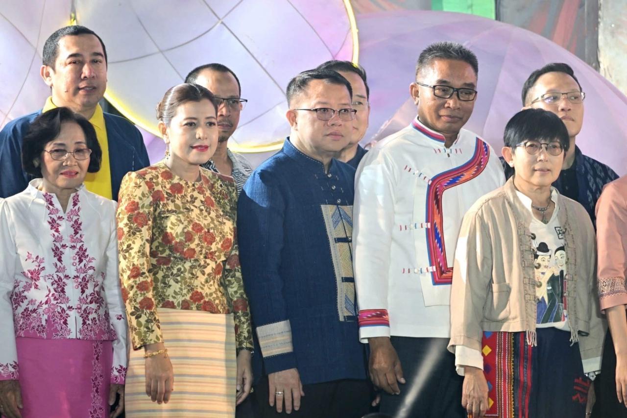 ภาพประกอบที่ 16