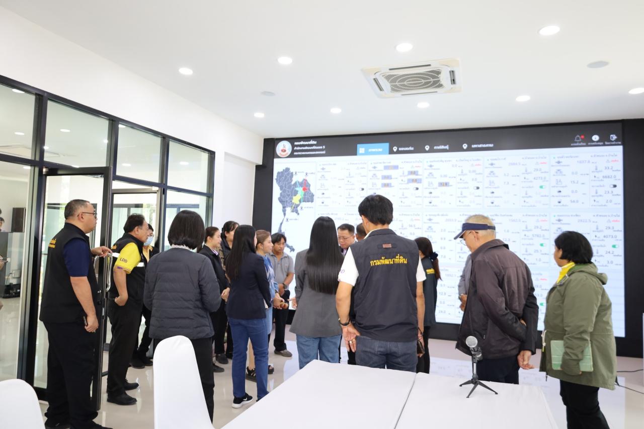 ภาพประกอบที่ 17