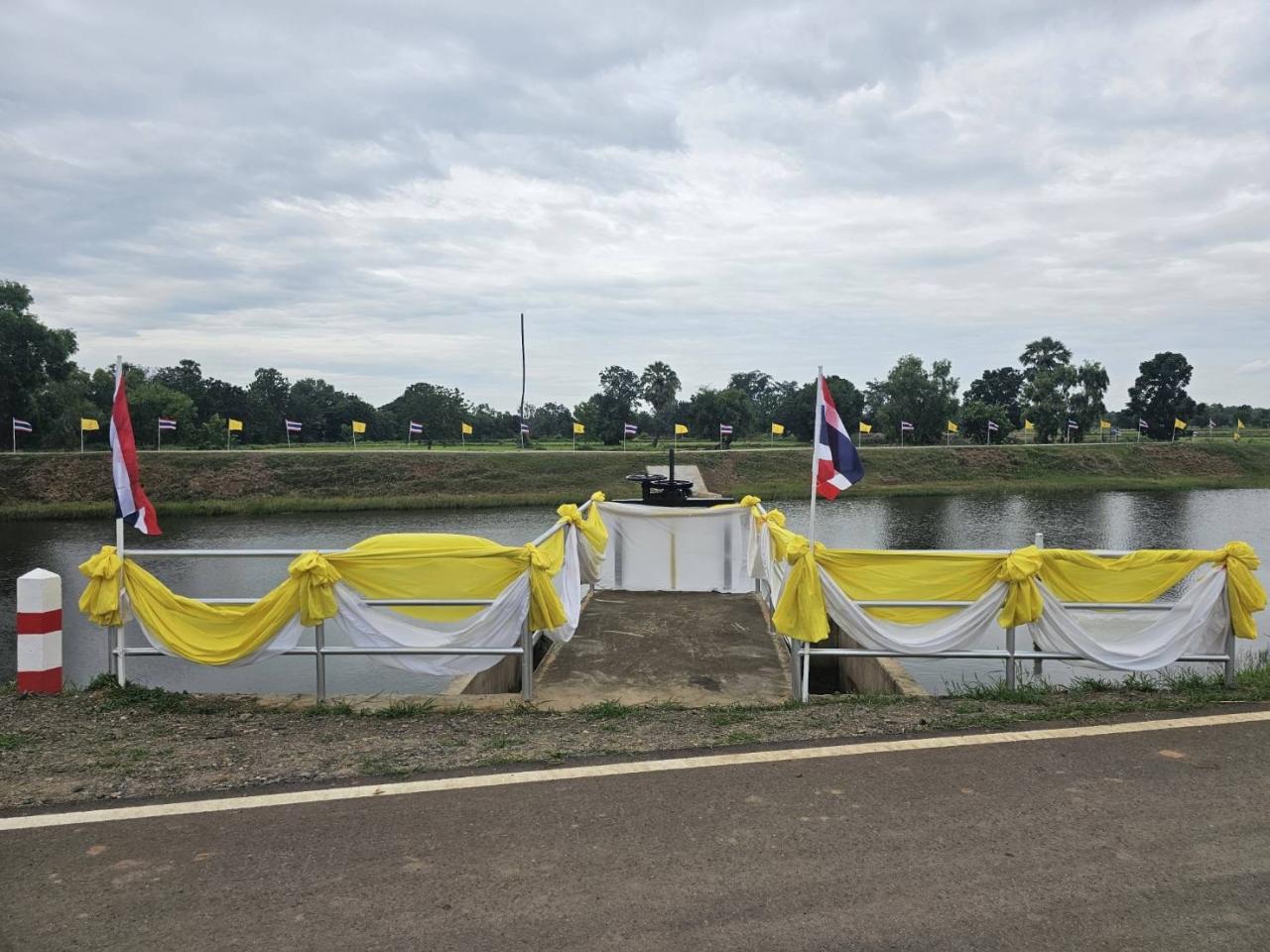 ภาพประกอบที่ 16