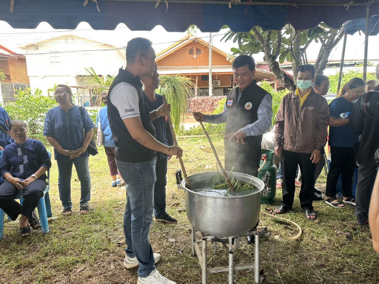 ภาพประกอบที่ 8