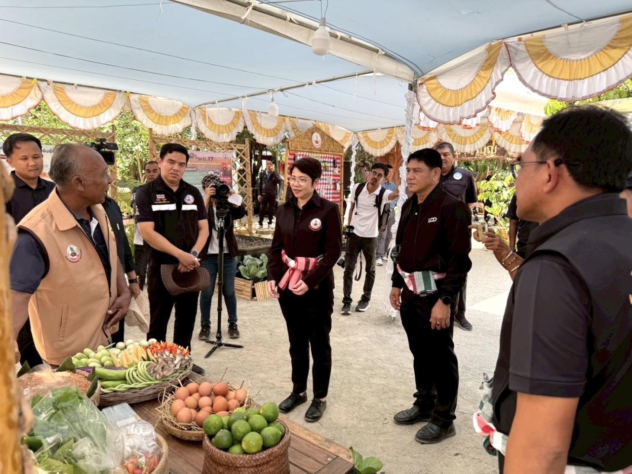 ภาพประกอบที่ 23