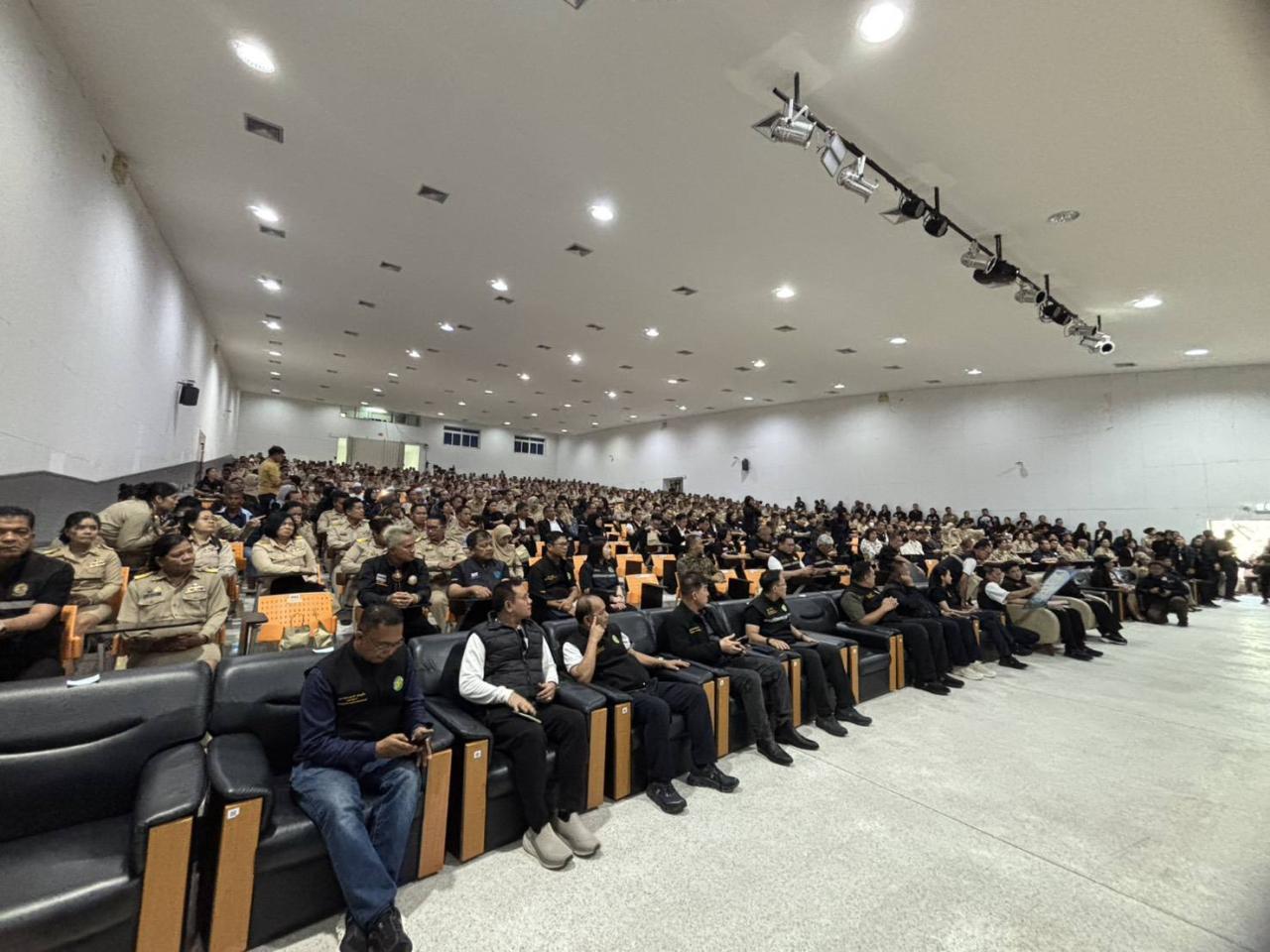 ภาพประกอบที่ 76