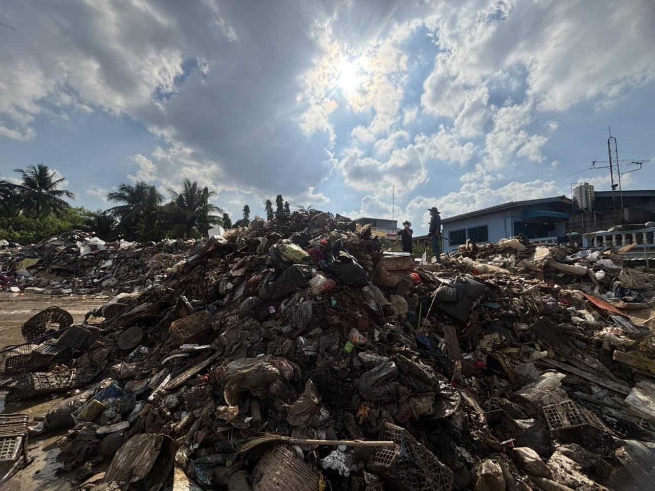 ภาพประกอบที่ 10