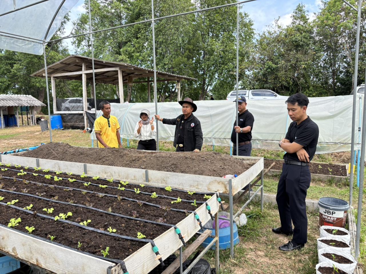 ภาพประกอบที่ 17