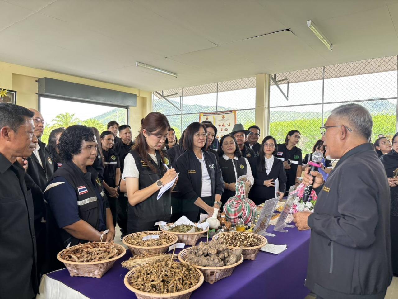 ภาพประกอบที่ 4