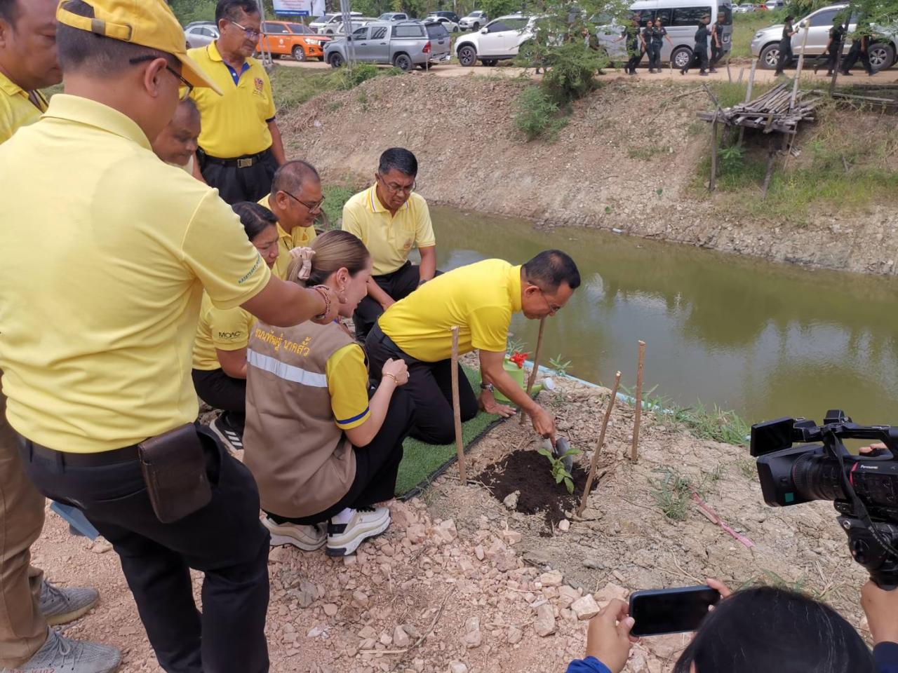 ภาพประกอบที่ 5