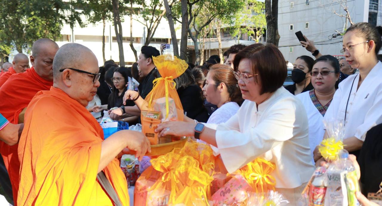 ภาพประกอบที่ 5