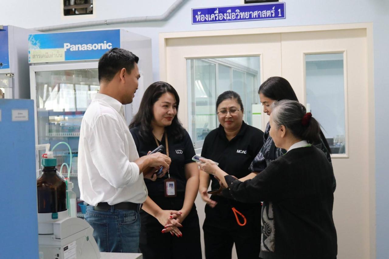 ภาพประกอบที่ 10