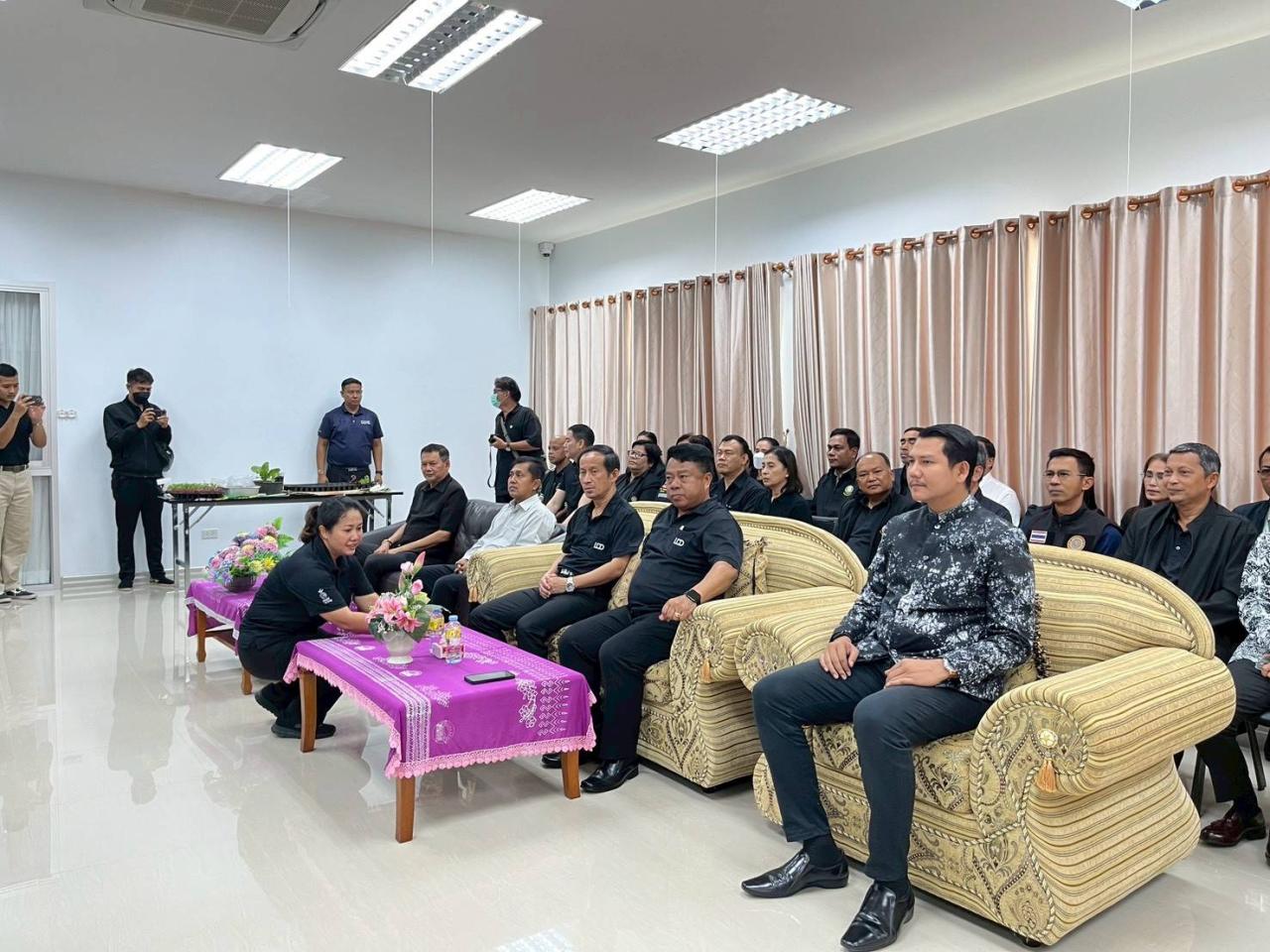 ภาพประกอบที่ 4