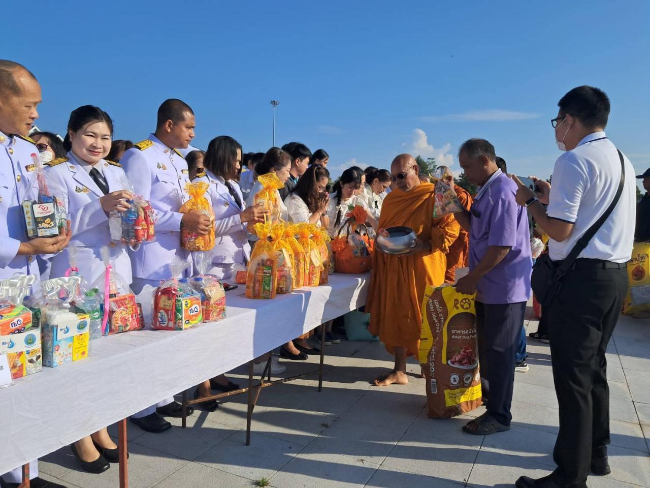 ภาพประกอบที่ 12