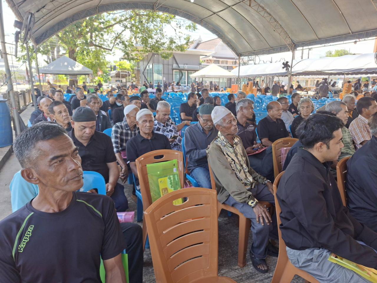 ภาพประกอบที่ 12