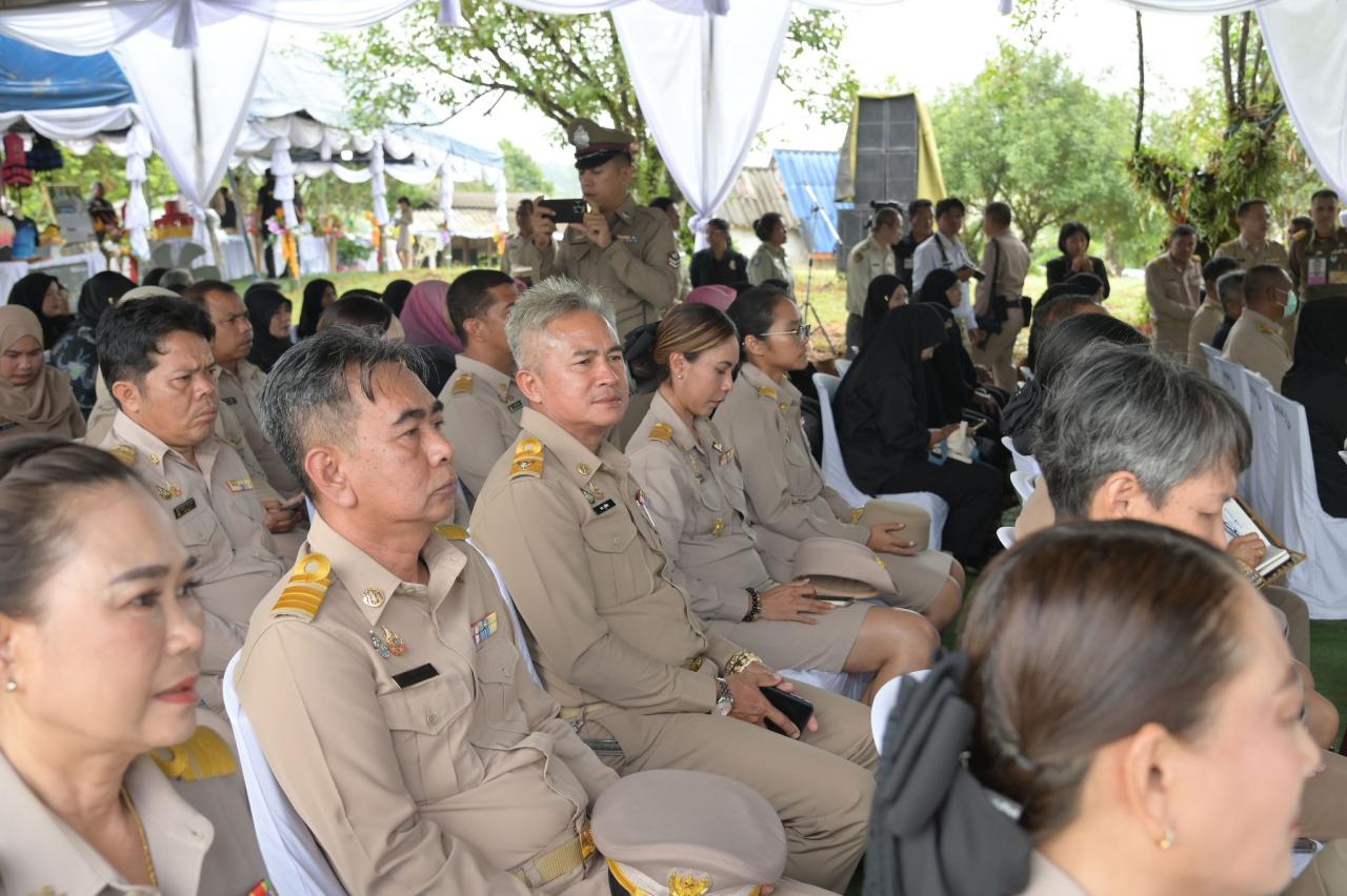 ภาพประกอบที่ 6