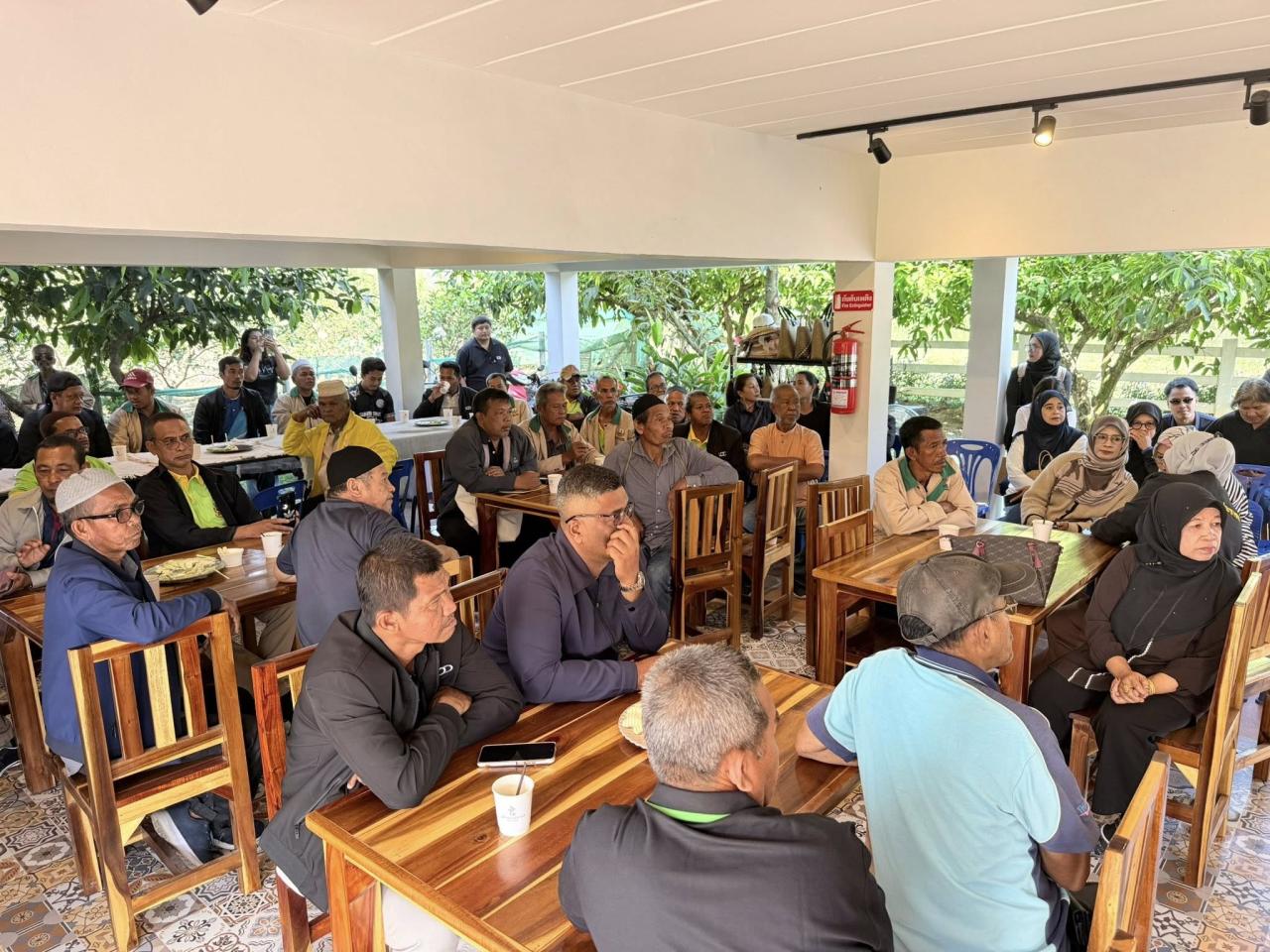 ภาพประกอบที่ 6