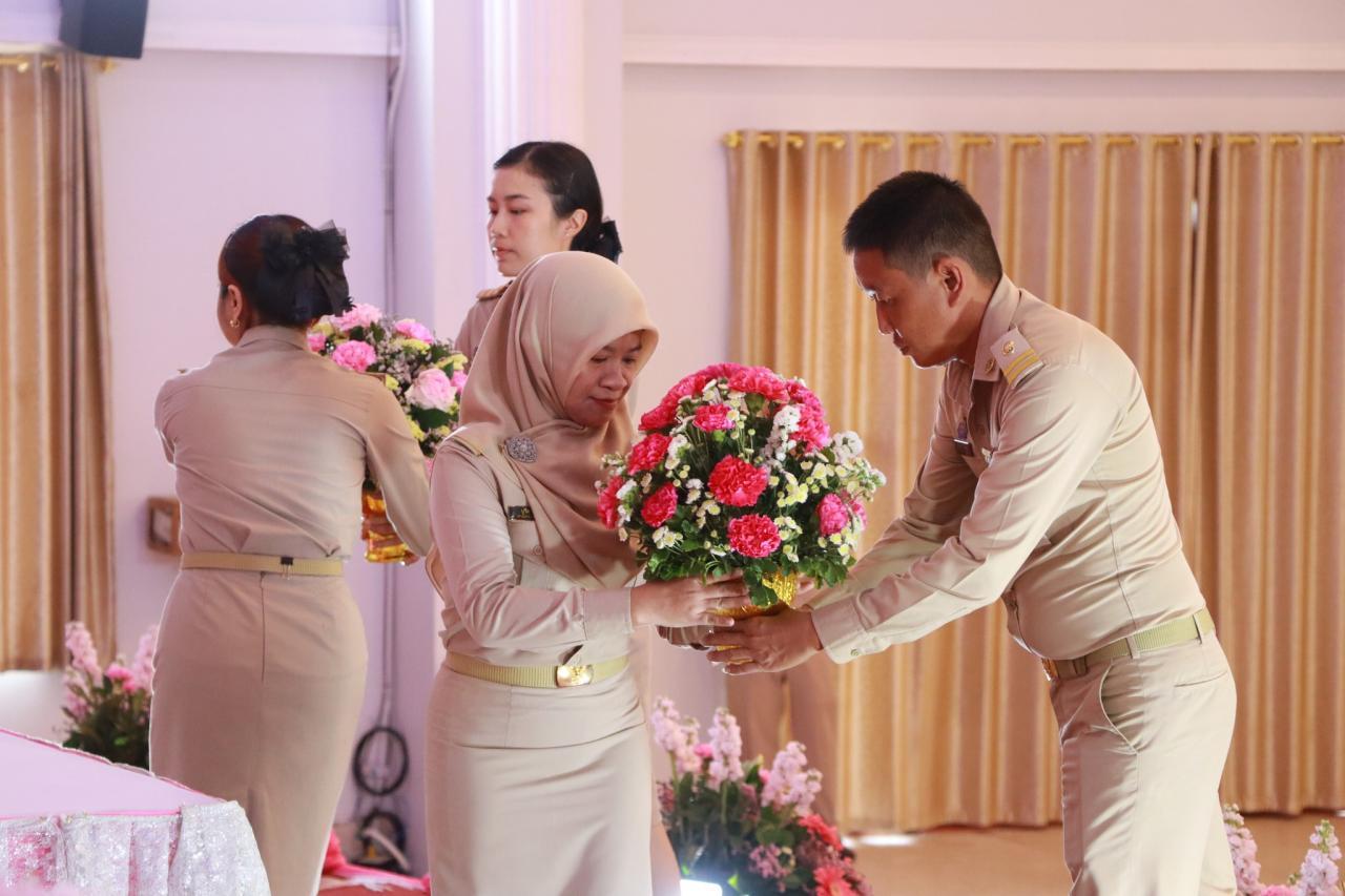 ภาพประกอบที่ 8