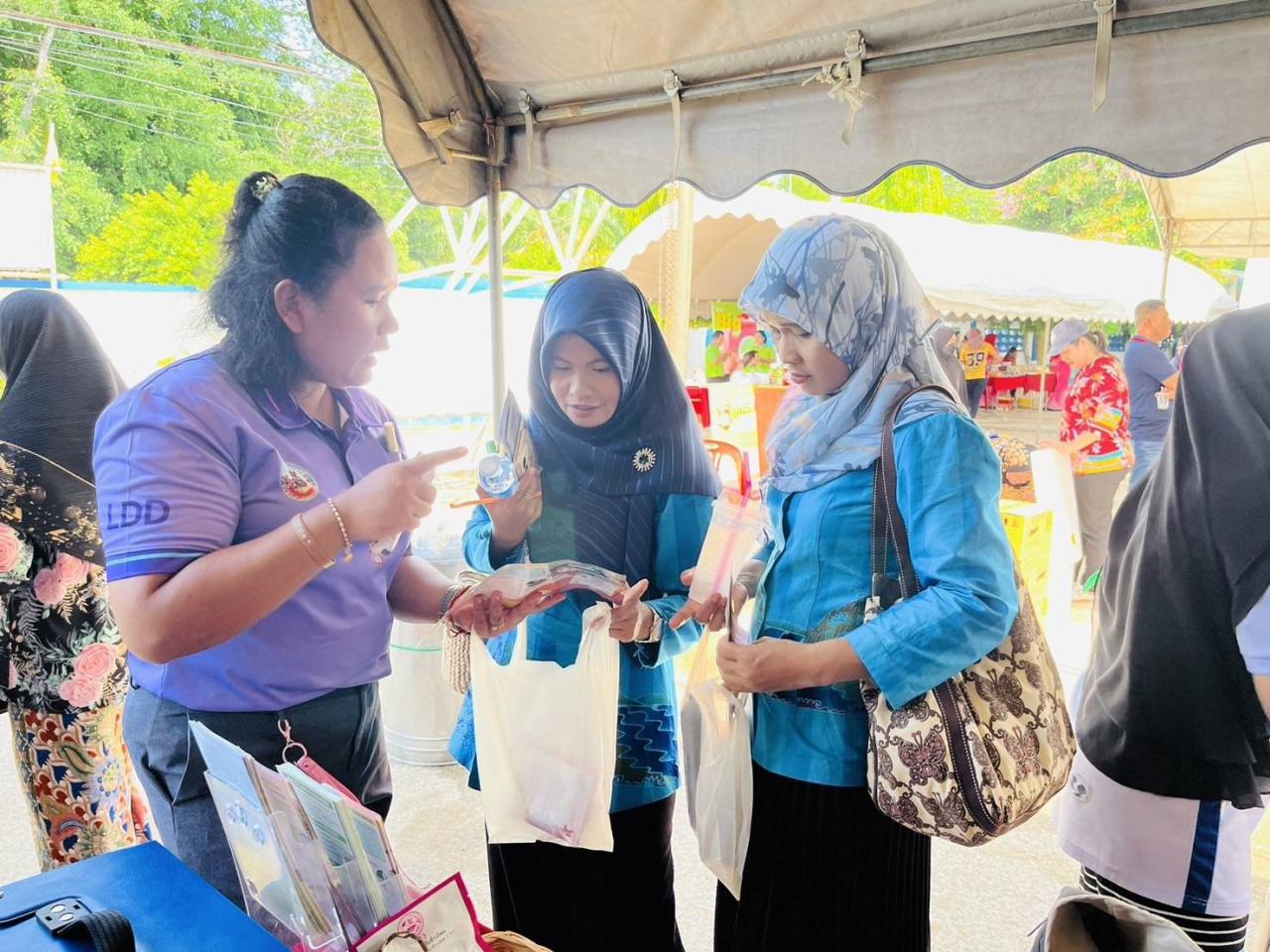 ภาพประกอบที่ 1