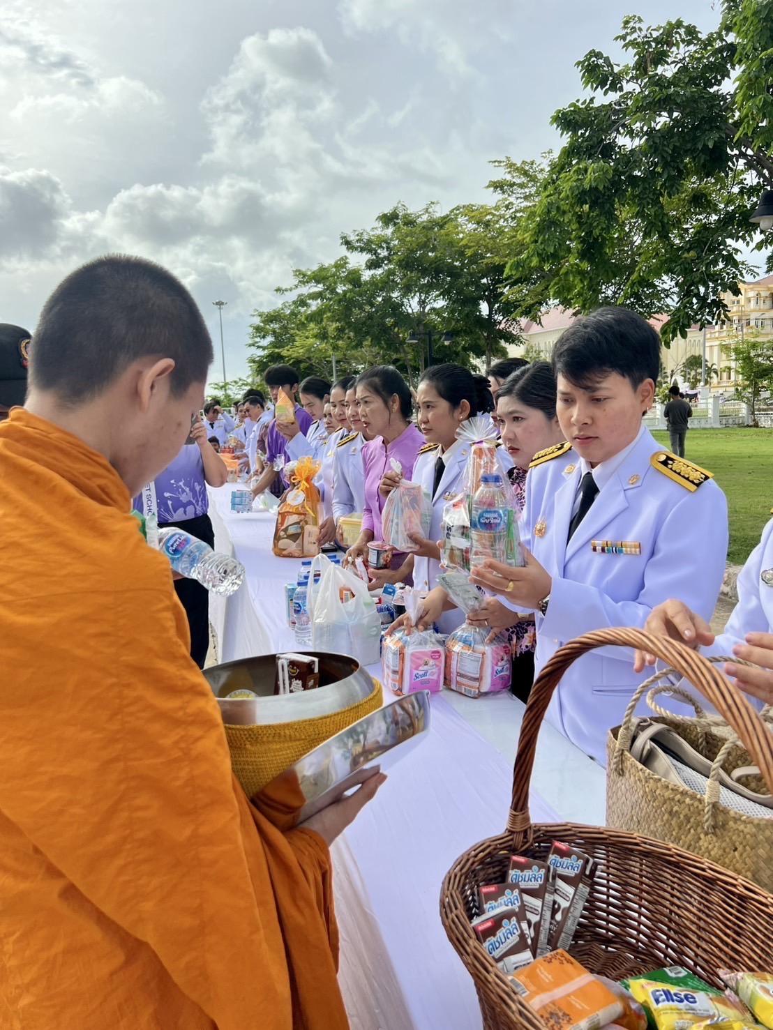 ภาพประกอบที่ 10