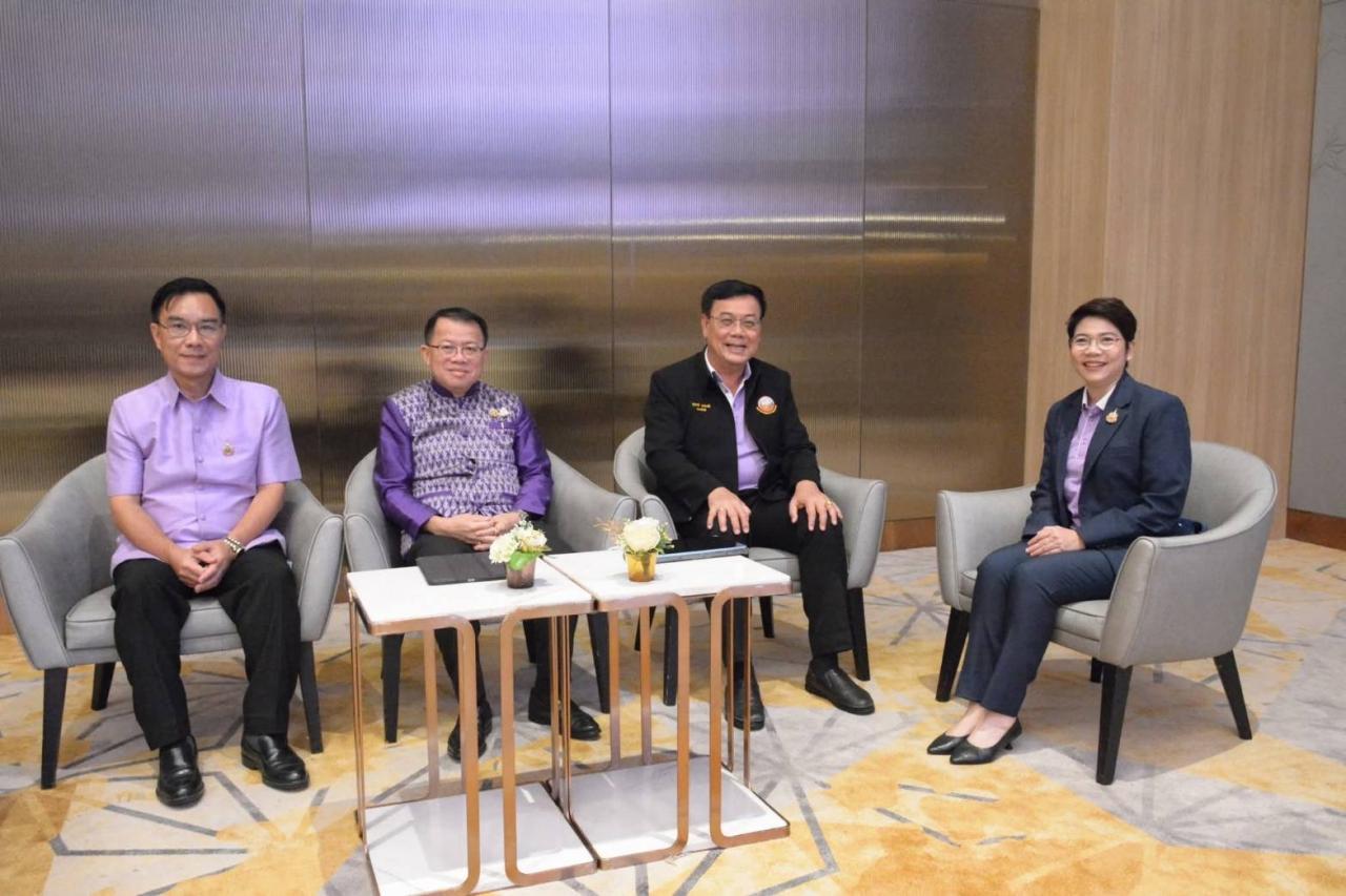 ภาพประกอบที่ 0