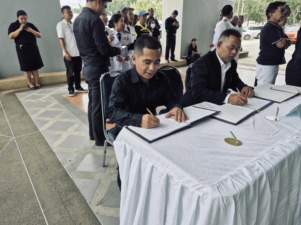 ภาพประกอบที่ 6