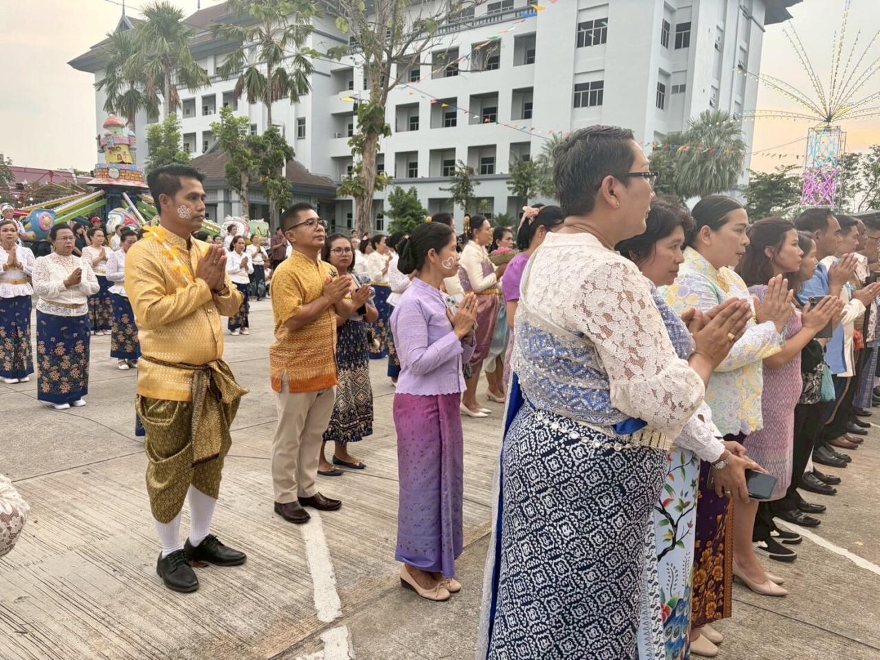 ภาพประกอบที่ 1