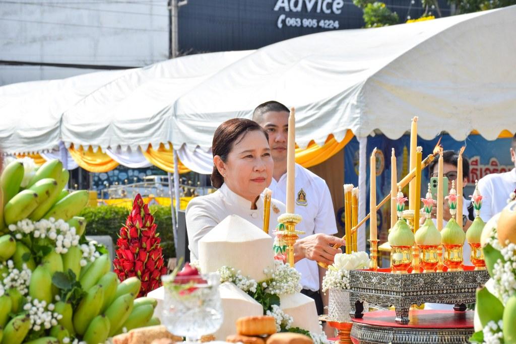 ภาพประกอบที่ 10