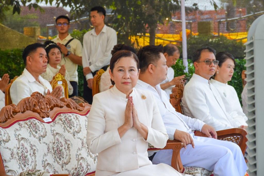 ภาพประกอบที่ 13