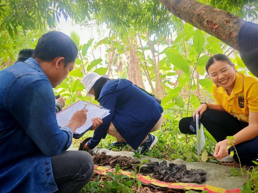 ภาพประกอบที่ 16