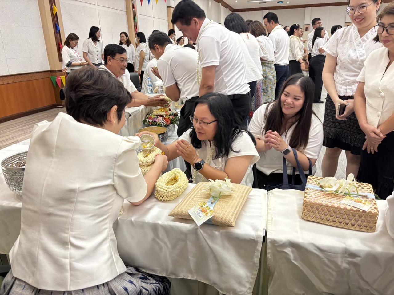 ภาพประกอบที่ 6