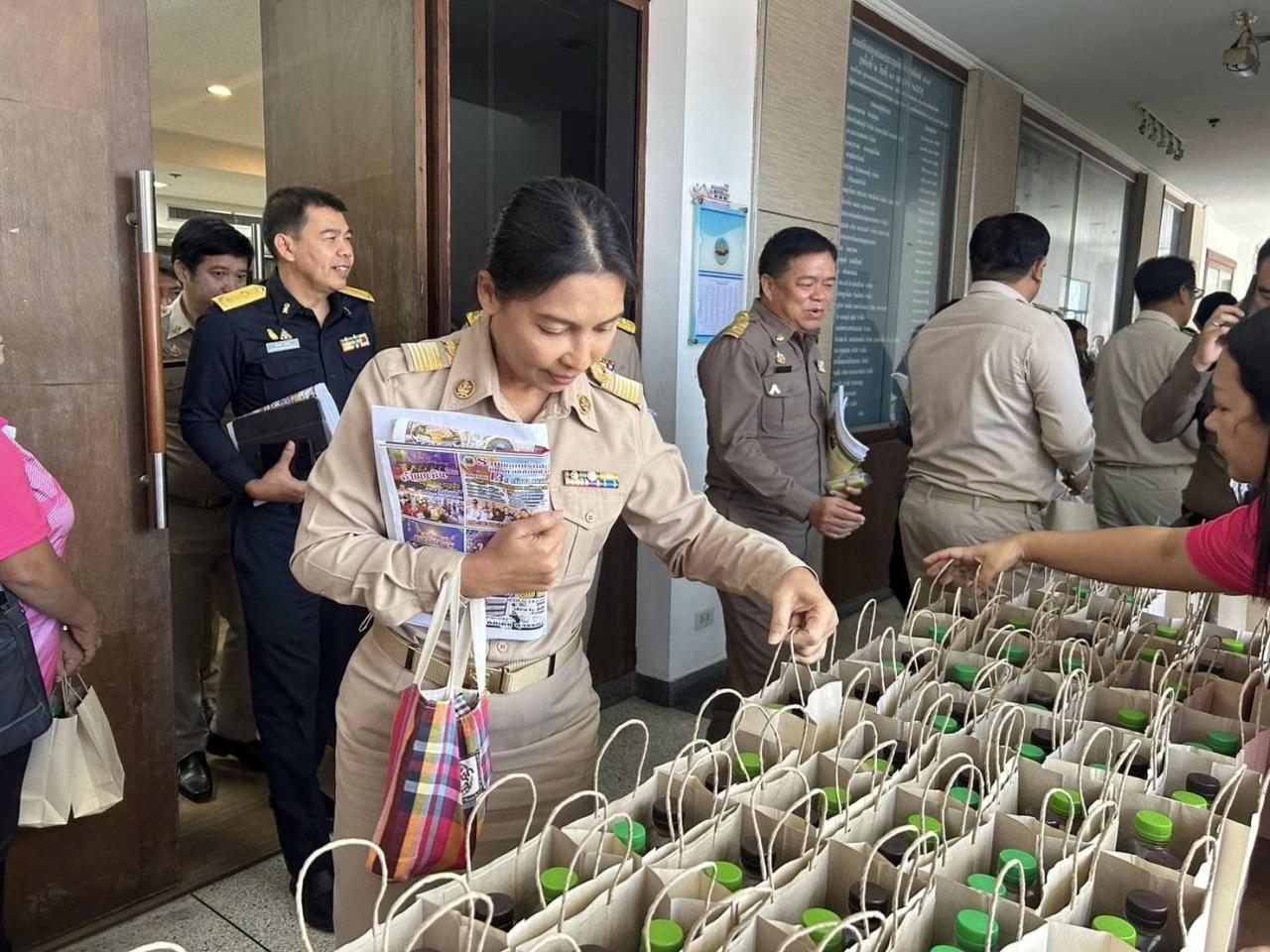 ภาพประกอบที่ 1