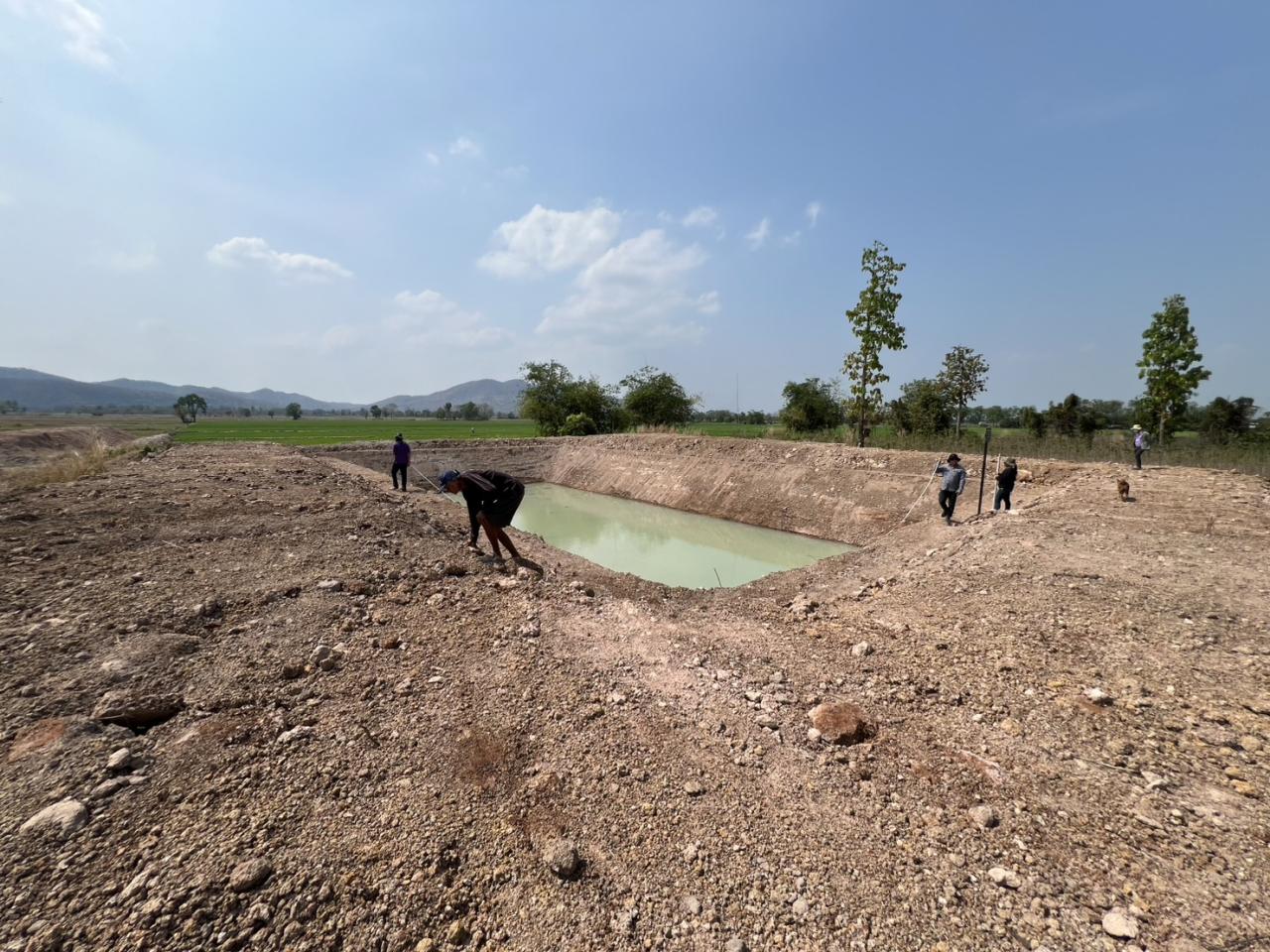 ภาพประกอบที่ 16