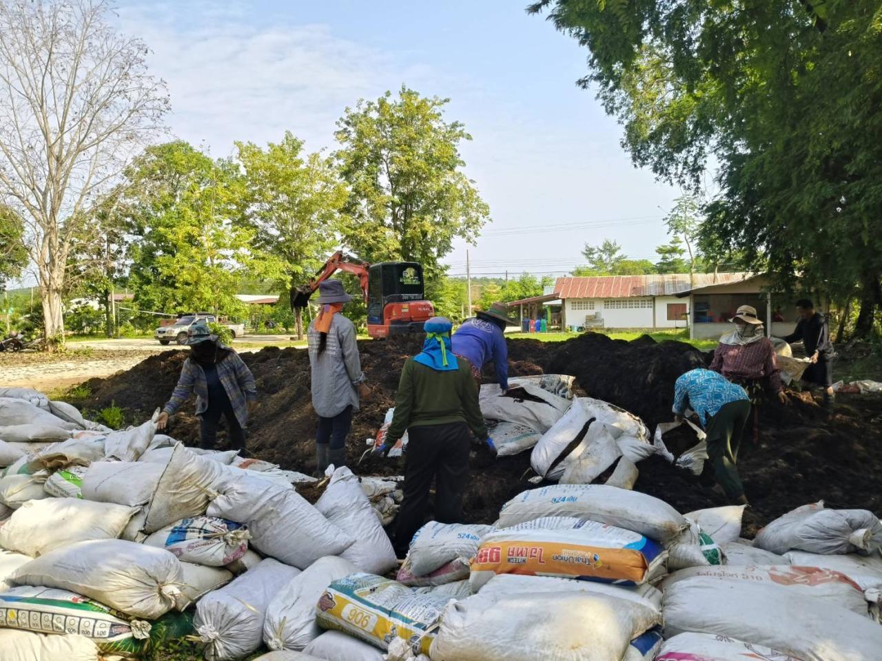 ภาพประกอบที่ 17