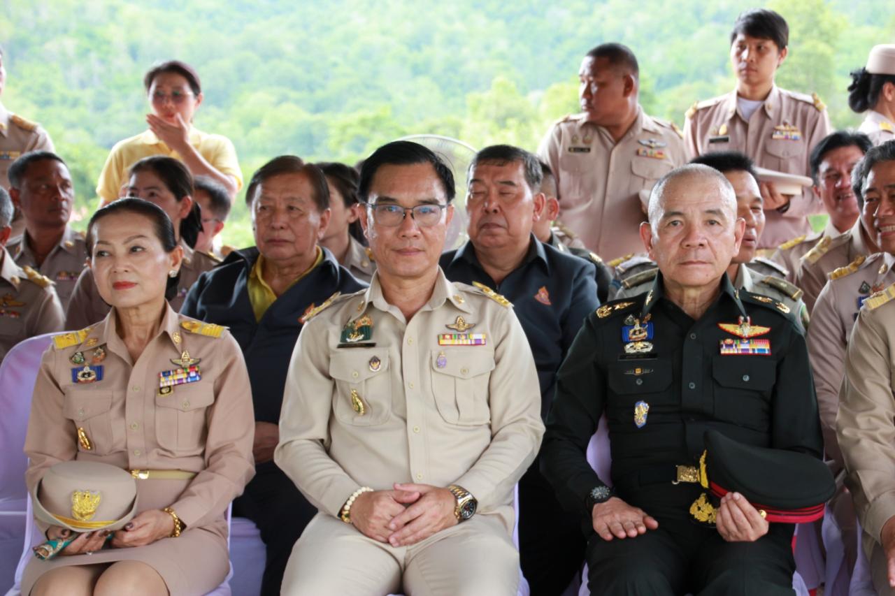 ภาพประกอบที่ 14